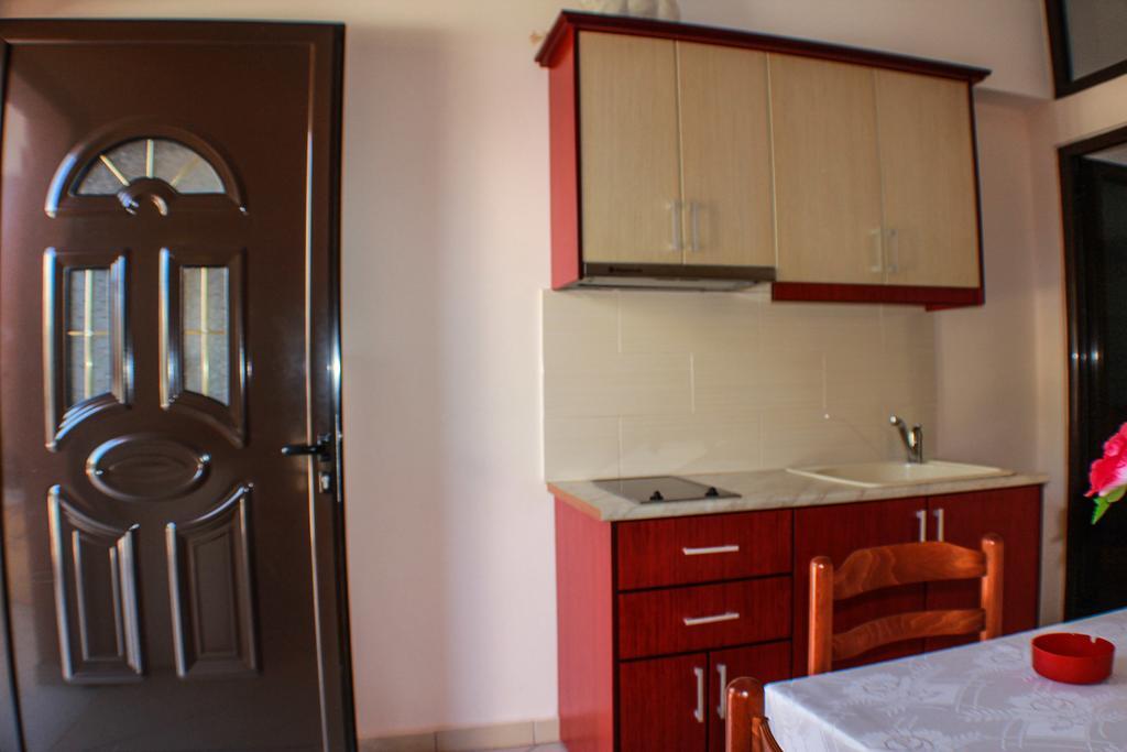 Flower Garden Villa Ksamil Room photo